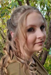 school-formal-hair-makeup