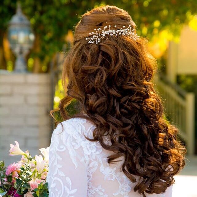 bridal-half-downstyle-hairpiece