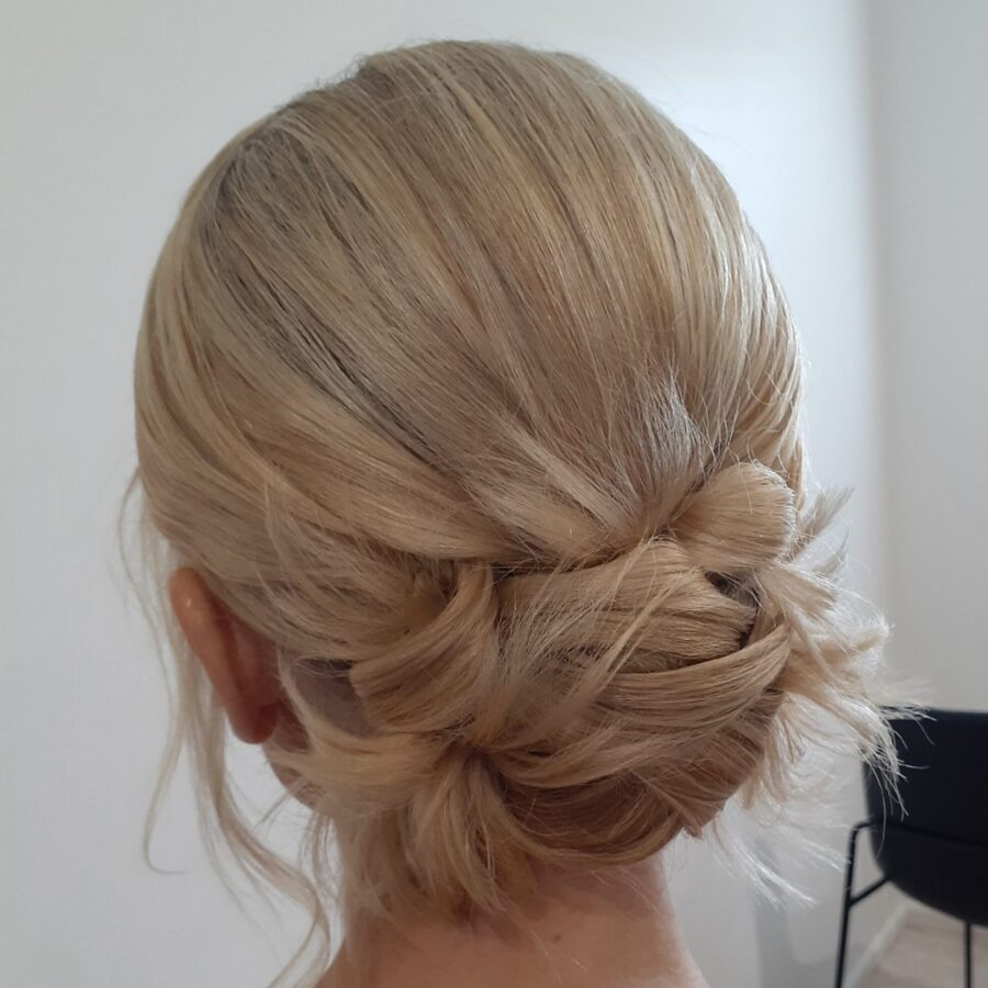 low-bun-upstyle