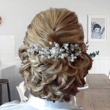 Styling with Hair Accessories